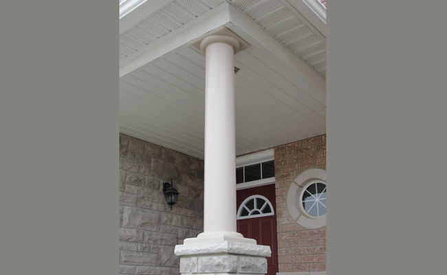 round column with decorative skirt
