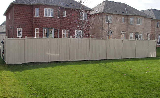fencing for Toronto homes