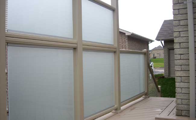 frosted glass railing in Toronto