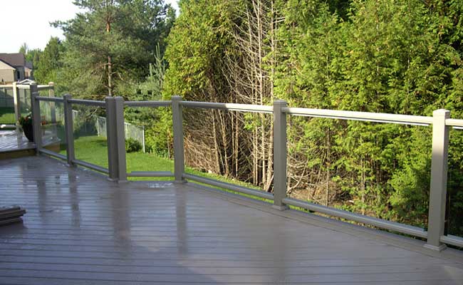 deck with glass railing